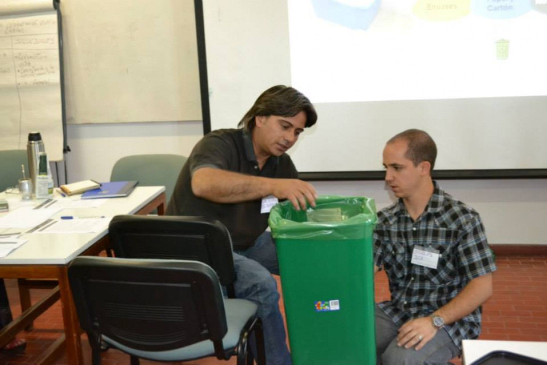 imagen Convocan a estudiante avanzado o graduado de Ingeniería o Diseño de Productos