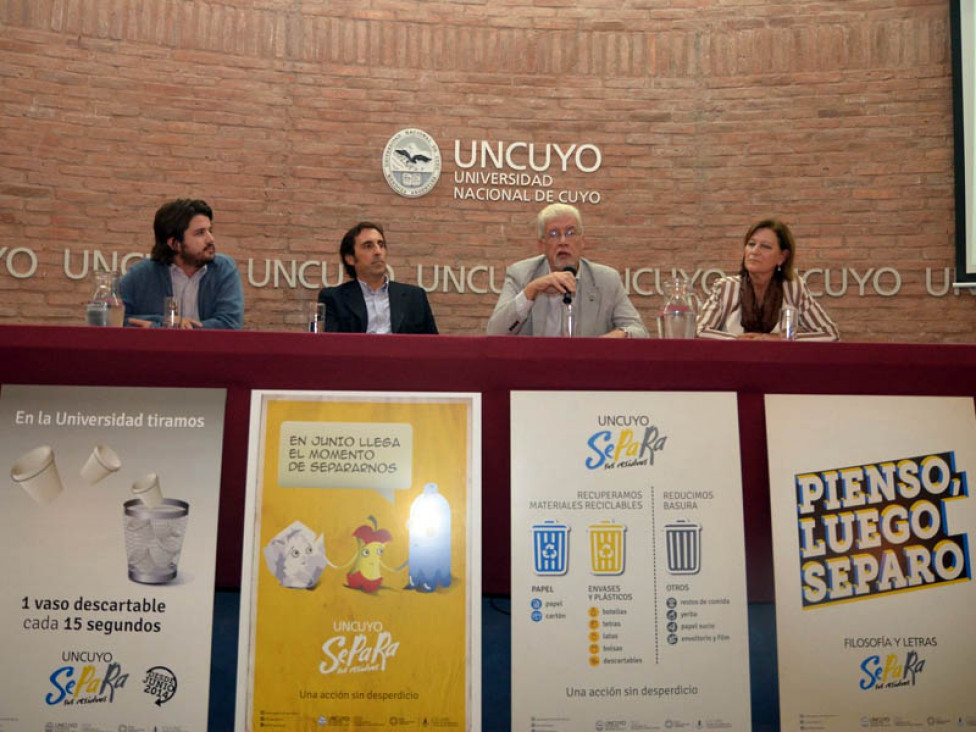 imagen Presentaron campaña para separar y reciclar residuos en la UNCuyo