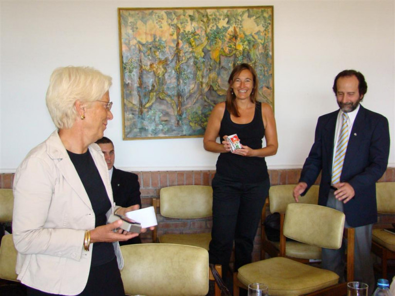 imagen Carla Del Ponte compartió su experiencia como procuradora del Tribunal Penal Internacional de La Haya