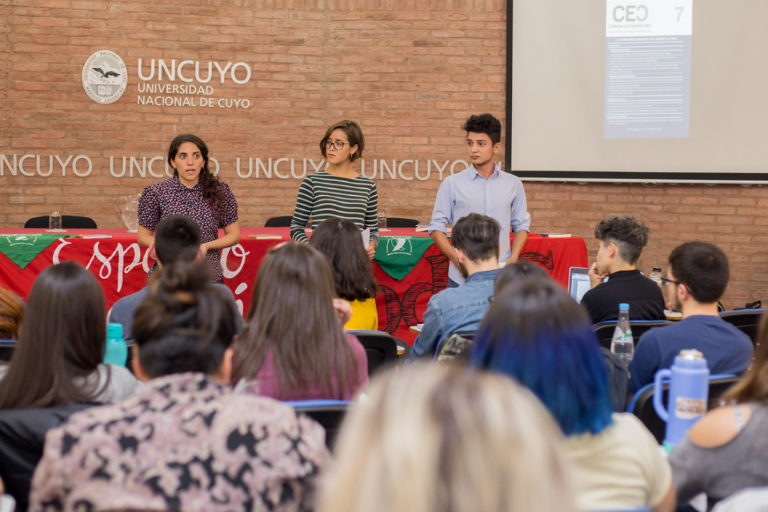 imagen Reflexionaron sobre Economía y Género en una Jornada en la Universidad