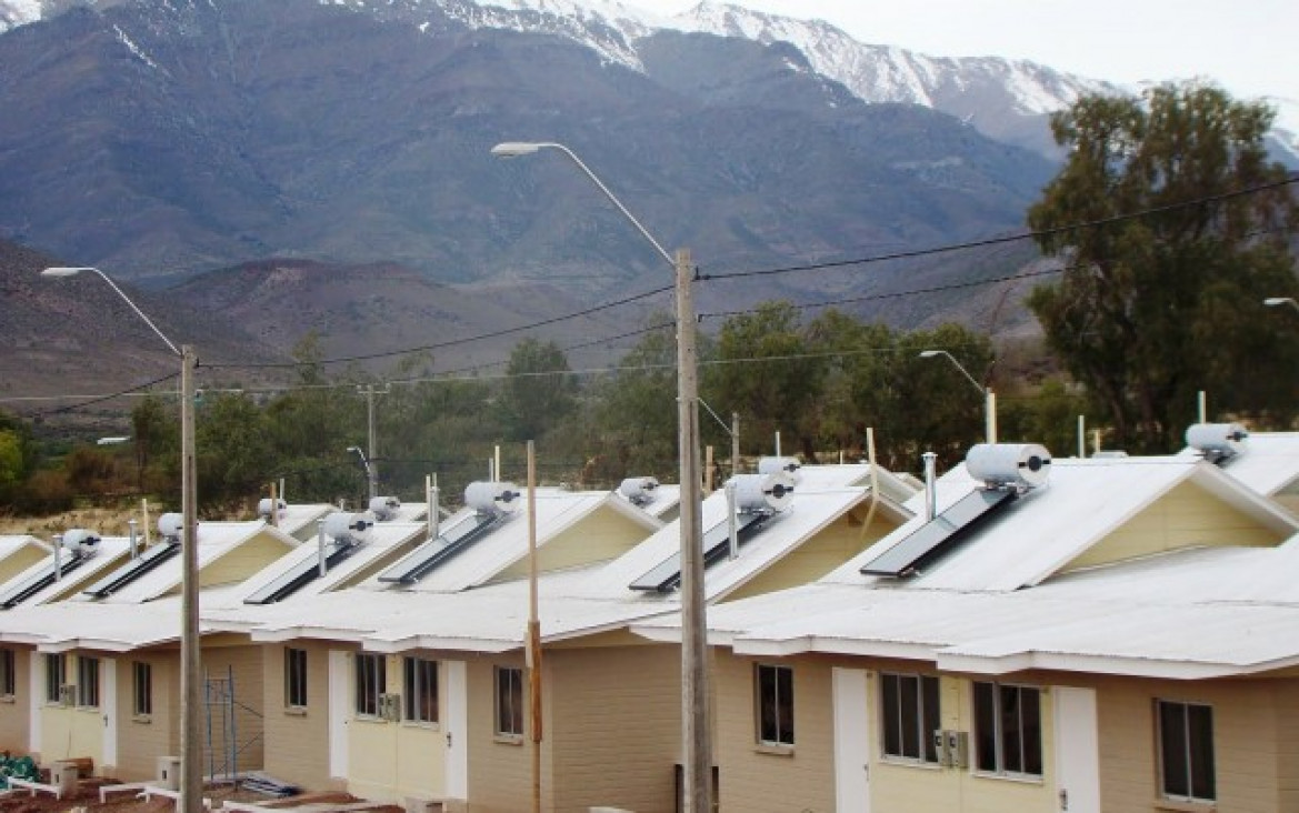 imagen Convocatoria de asistentes técnicos para proyecto de Energía Solar en la Vivienda Social