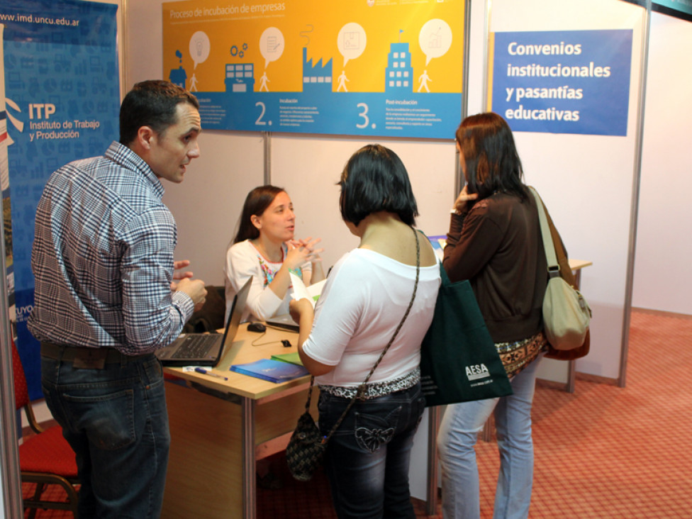 imagen La Secretaría de Desarrollo Institucional participó en la Primera Expo Laboral 