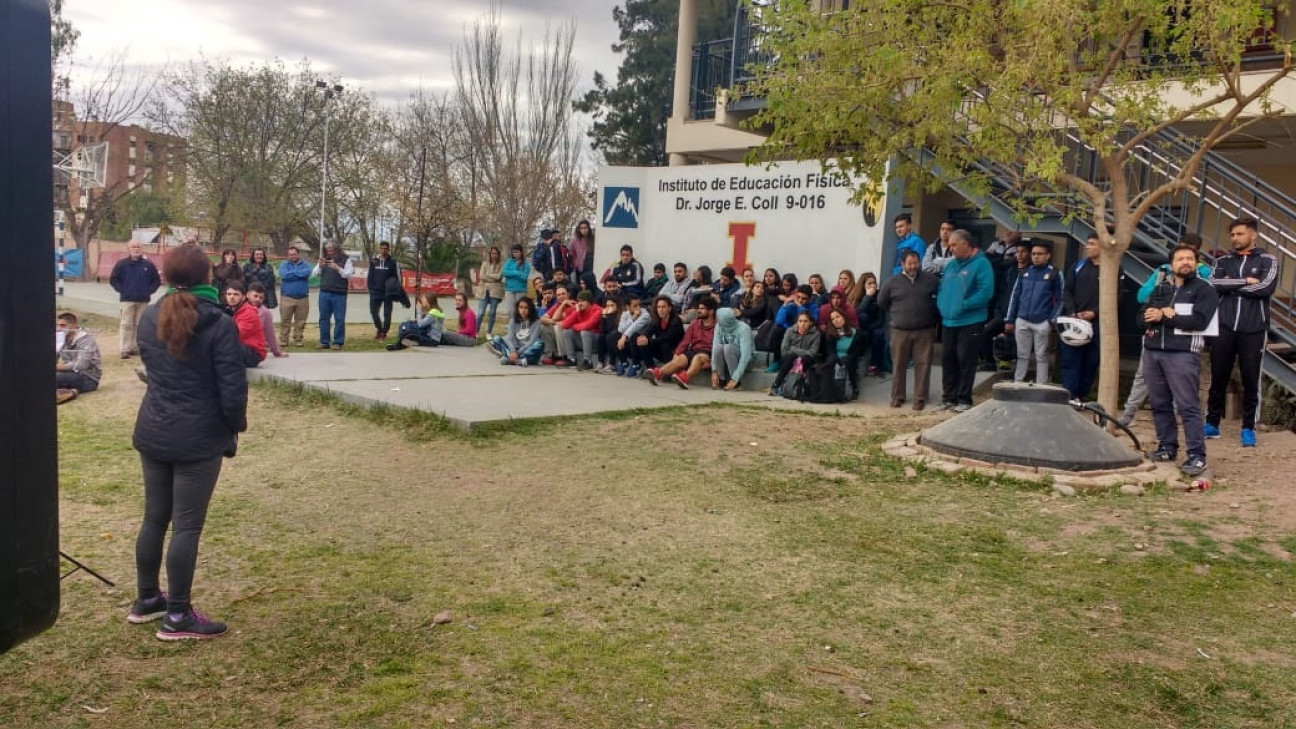 imagen El IDEGEM acompañó la presentación de la Comisión de Género en el IEF Dr. Jorge E. Coll