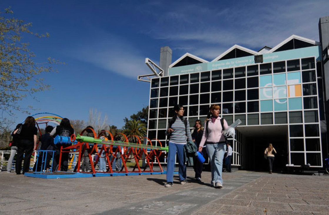 imagen Jornada universitaria sobre la actividad minera