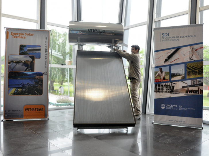 imagen Los empleados de la UNCuyo ya pueden acceder a créditos para la compra de calefones solares