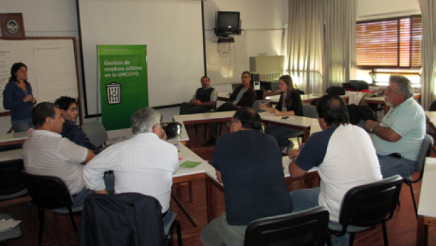 imagen Se realizó el segundo taller sobre gestión de residuos sólidos en la UNCUYO